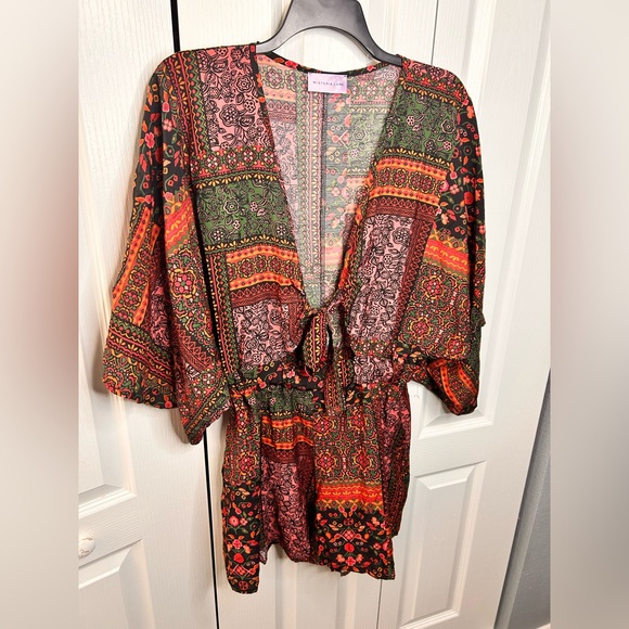 Wisteria Lane Women’s Batwing Sleeved Boho Mix Print Romper Medium Whimsical - Picture 2 of 7